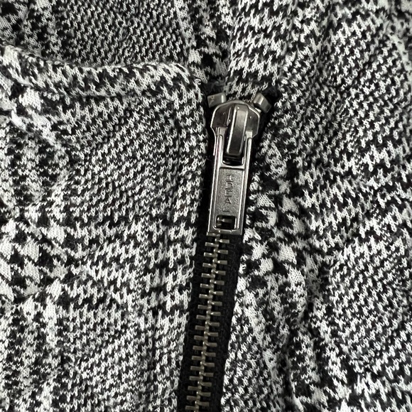 Banana Republic Asymmetrical Zip Jacket - Picture 3 of 5